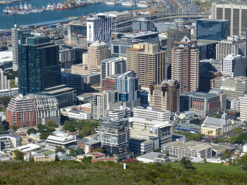 Connect 2 Swap offre une plateforme conviviale pour découvrir les villes en Afrique du Sud pour trouver des objets et des services.